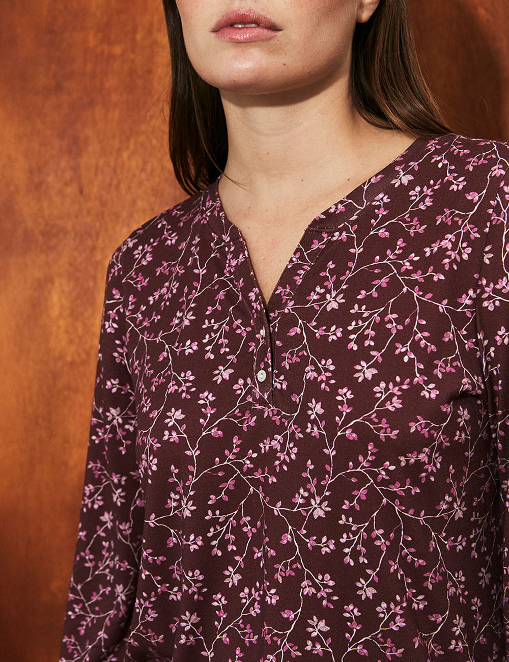 Marie Top Merlot Bloom